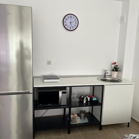 Zeini - Garsoniera Constanta Apartment Luaran gambar